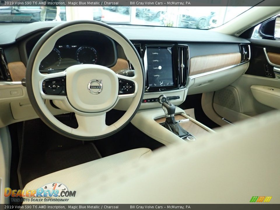 Front Seat of 2019 Volvo S90 T6 AWD Inscription Photo #9