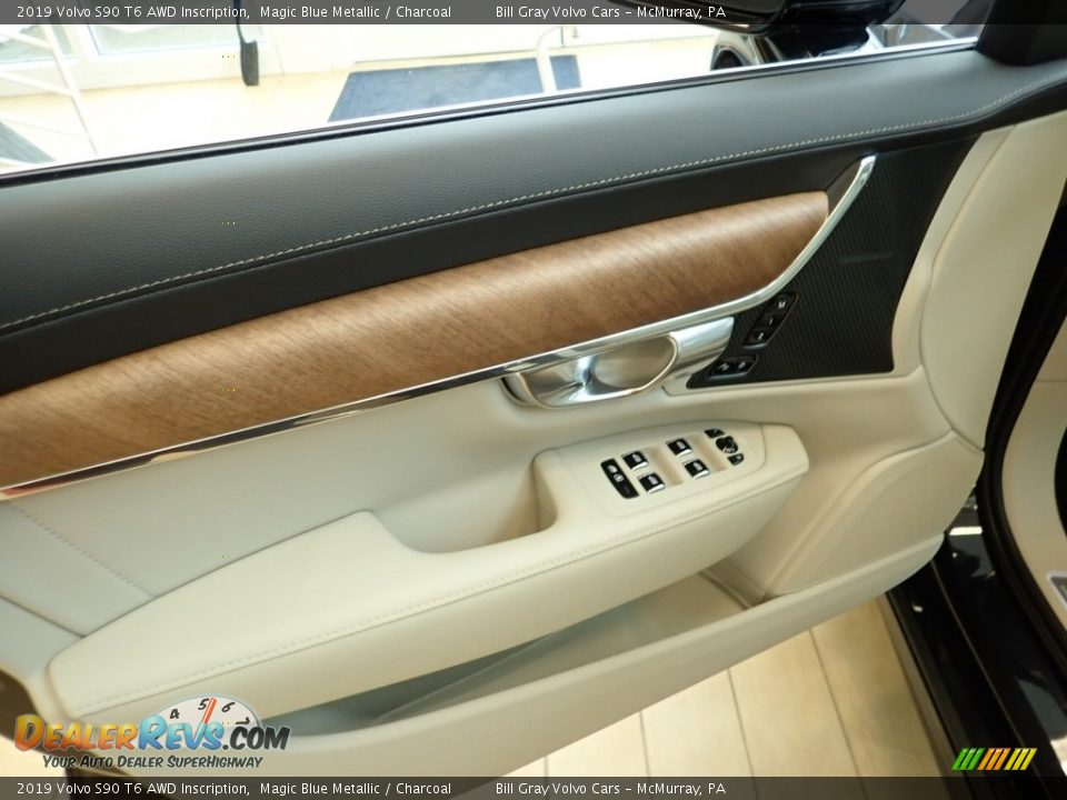Door Panel of 2019 Volvo S90 T6 AWD Inscription Photo #10