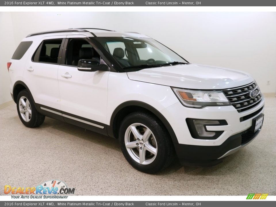 2016 Ford Explorer XLT 4WD White Platinum Metallic Tri-Coat / Ebony Black Photo #1