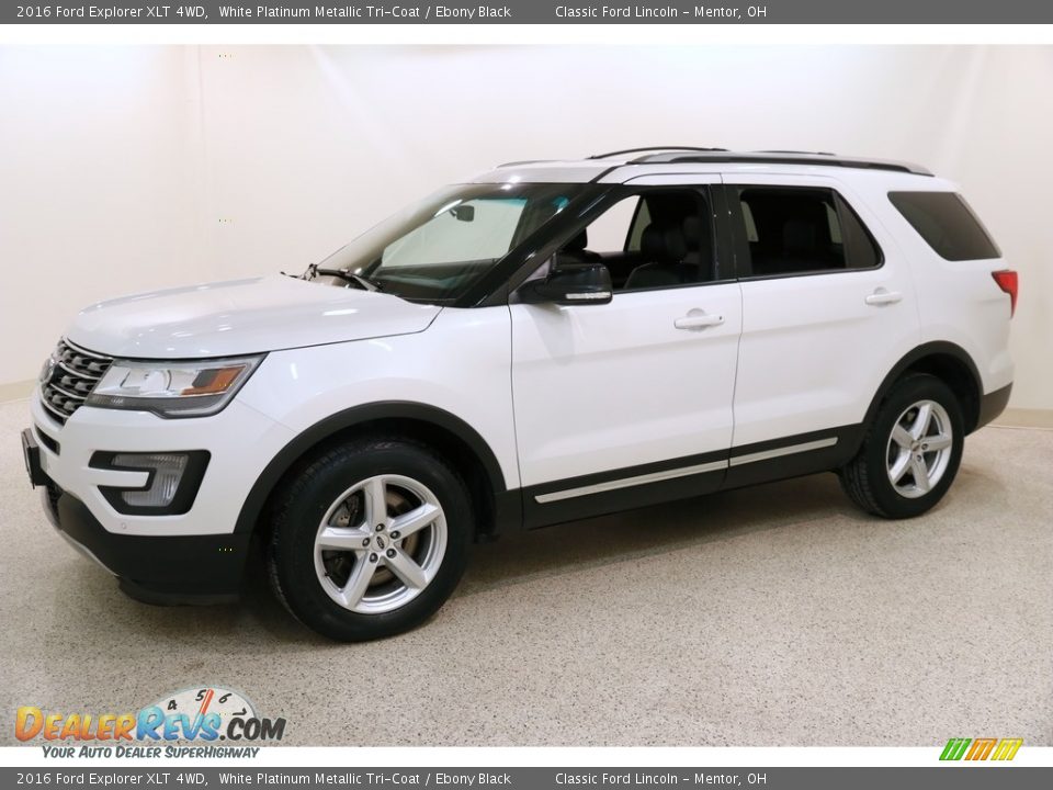 2016 Ford Explorer XLT 4WD White Platinum Metallic Tri-Coat / Ebony Black Photo #3