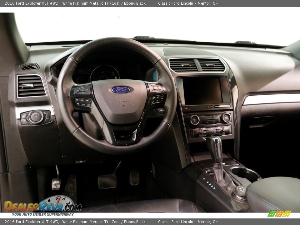2016 Ford Explorer XLT 4WD White Platinum Metallic Tri-Coat / Ebony Black Photo #7