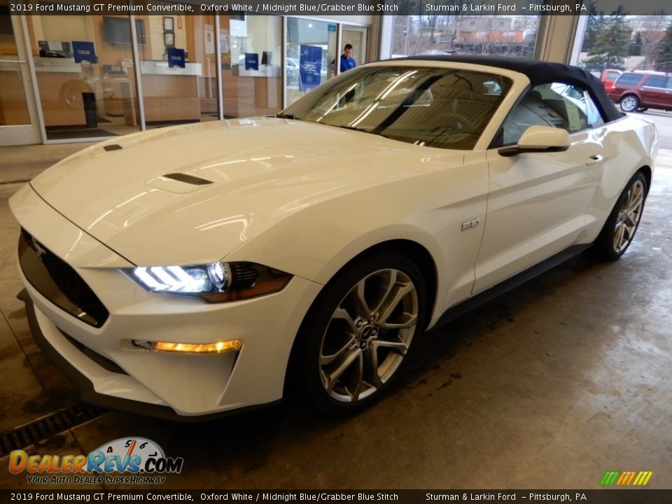2019 Ford Mustang GT Premium Convertible Oxford White / Midnight Blue/Grabber Blue Stitch Photo #4