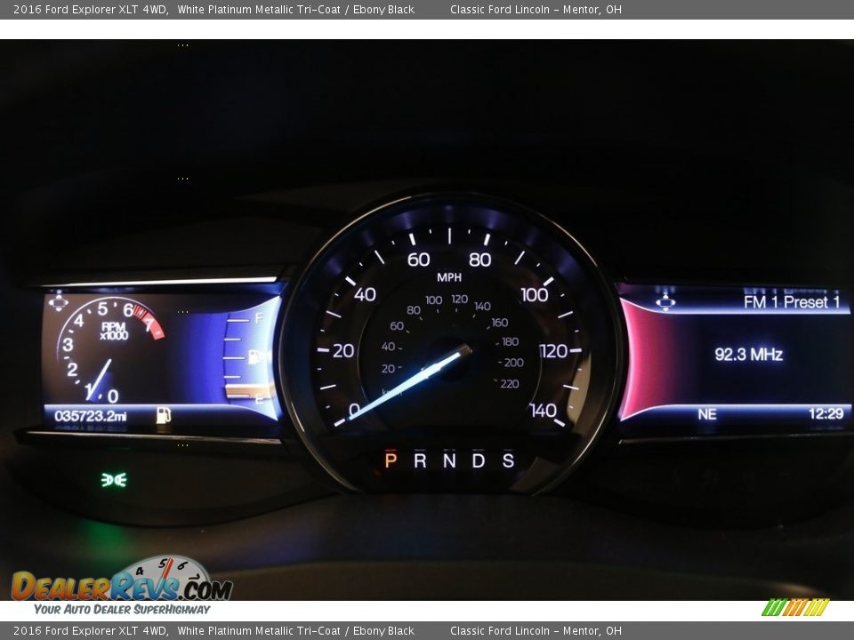 2016 Ford Explorer XLT 4WD White Platinum Metallic Tri-Coat / Ebony Black Photo #9