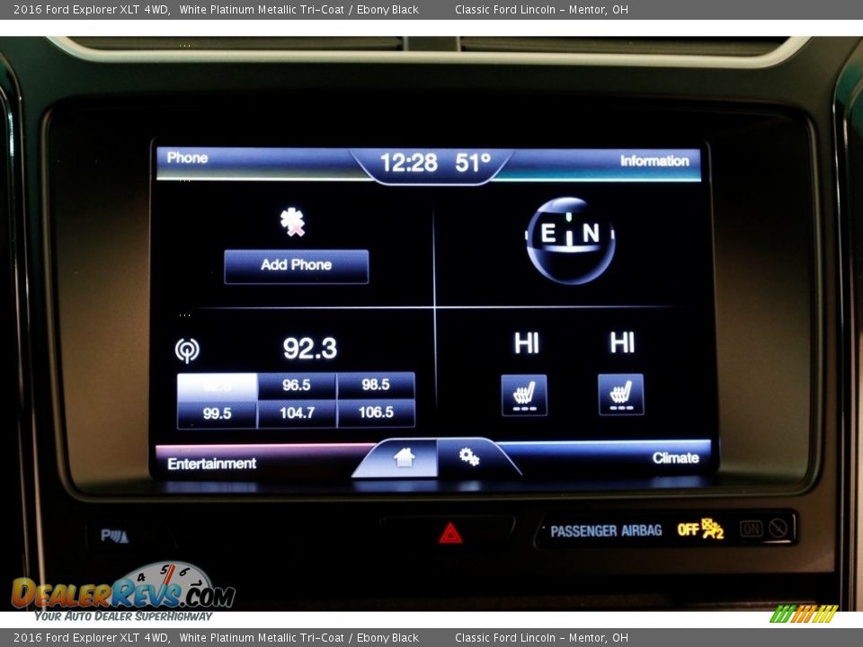 2016 Ford Explorer XLT 4WD White Platinum Metallic Tri-Coat / Ebony Black Photo #11