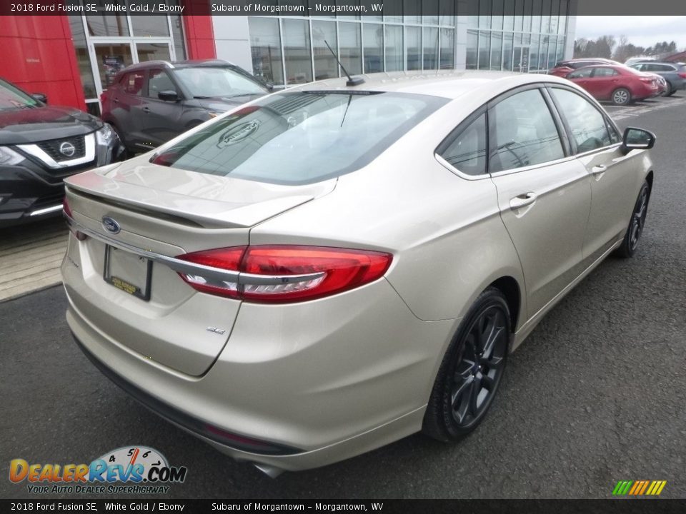 2018 Ford Fusion SE White Gold / Ebony Photo #4