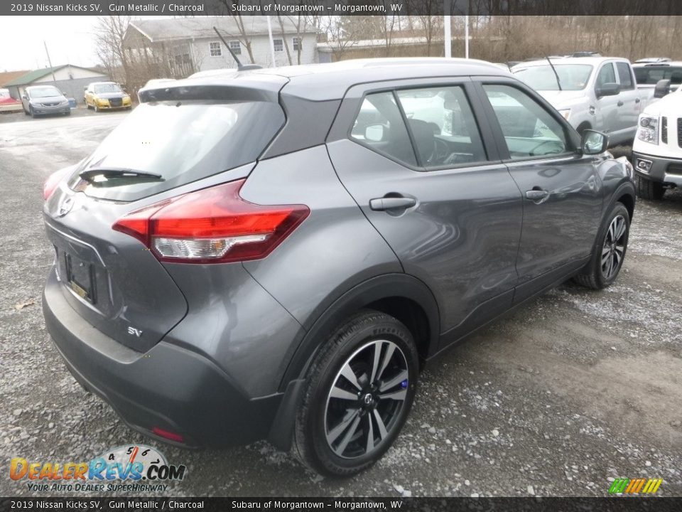 2019 Nissan Kicks SV Gun Metallic / Charcoal Photo #4
