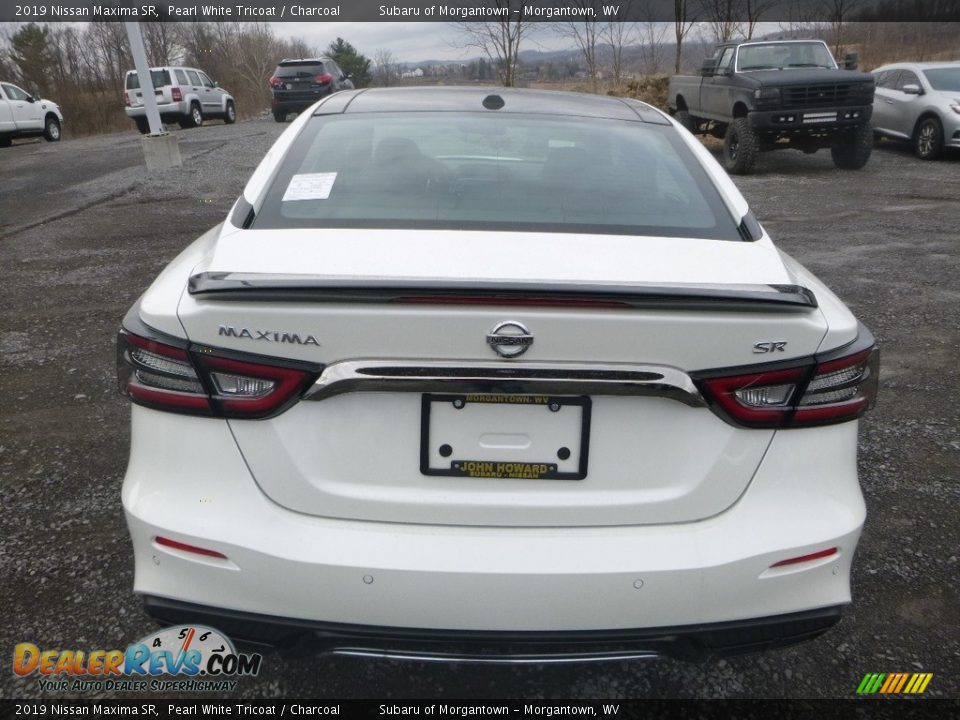 2019 Nissan Maxima SR Pearl White Tricoat / Charcoal Photo #5