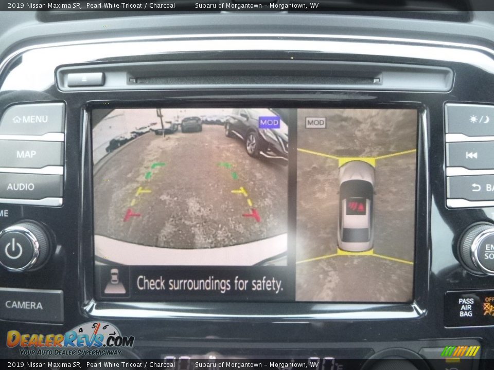 2019 Nissan Maxima SR Pearl White Tricoat / Charcoal Photo #19