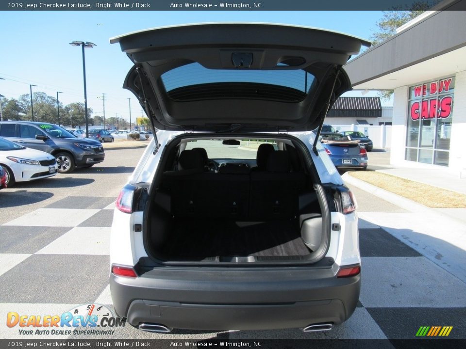 2019 Jeep Cherokee Latitude Bright White / Black Photo #5