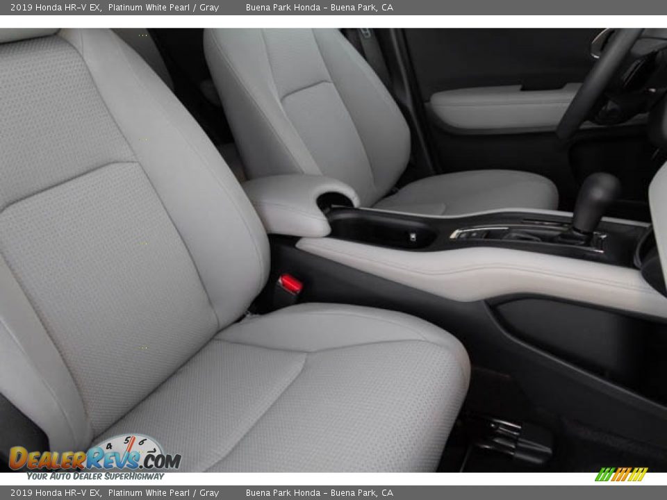 2019 Honda HR-V EX Platinum White Pearl / Gray Photo #30