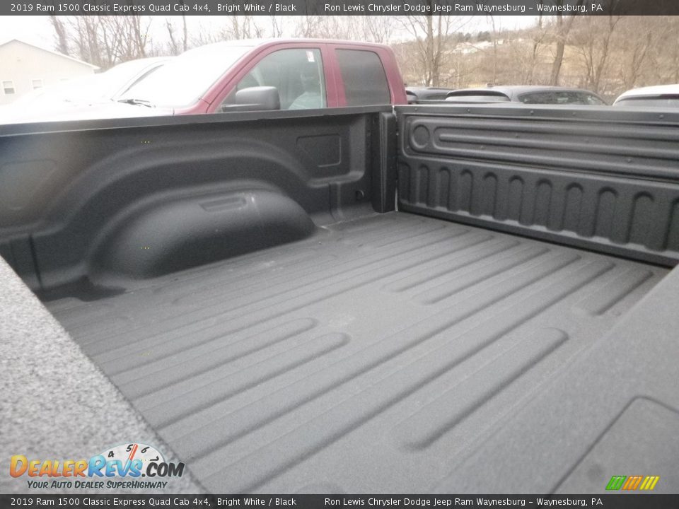 2019 Ram 1500 Classic Express Quad Cab 4x4 Bright White / Black Photo #11