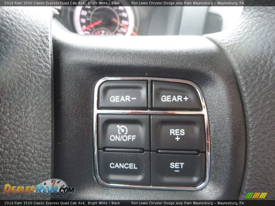 2019 Ram 1500 Classic Express Quad Cab 4x4 Bright White / Black Photo #18