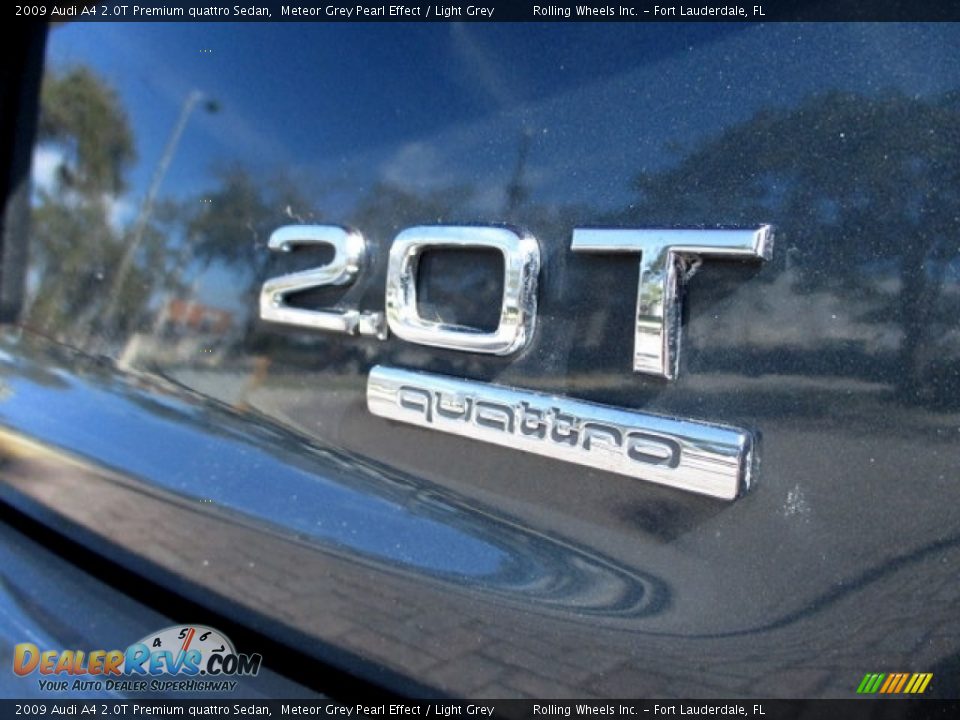 2009 Audi A4 2.0T Premium quattro Sedan Meteor Grey Pearl Effect / Light Grey Photo #18