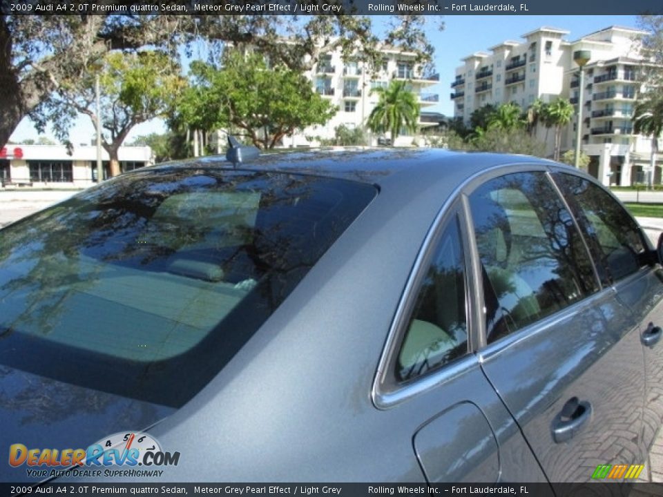 2009 Audi A4 2.0T Premium quattro Sedan Meteor Grey Pearl Effect / Light Grey Photo #24