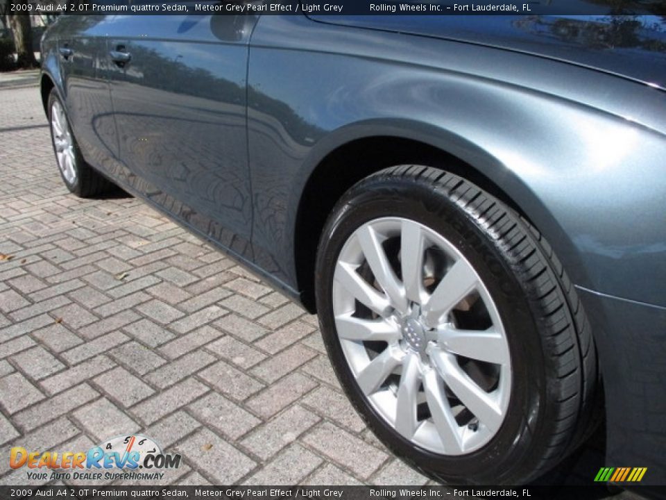 2009 Audi A4 2.0T Premium quattro Sedan Meteor Grey Pearl Effect / Light Grey Photo #34