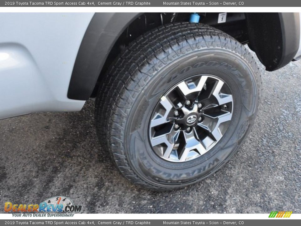 2019 Toyota Tacoma TRD Sport Access Cab 4x4 Cement Gray / TRD Graphite Photo #33