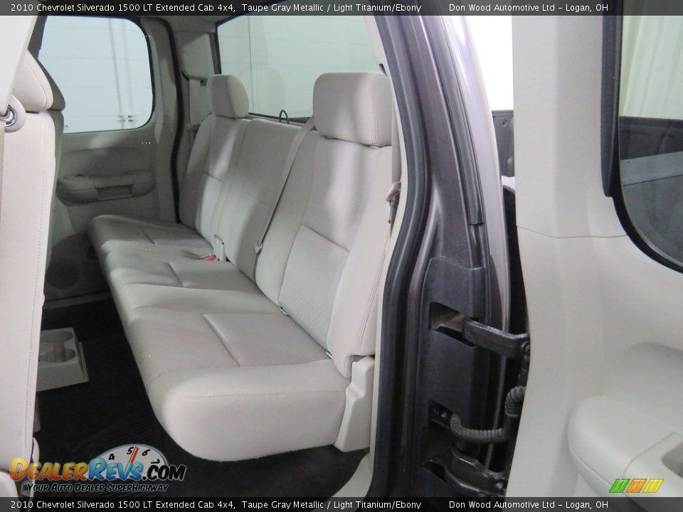 2010 Chevrolet Silverado 1500 LT Extended Cab 4x4 Taupe Gray Metallic / Light Titanium/Ebony Photo #17