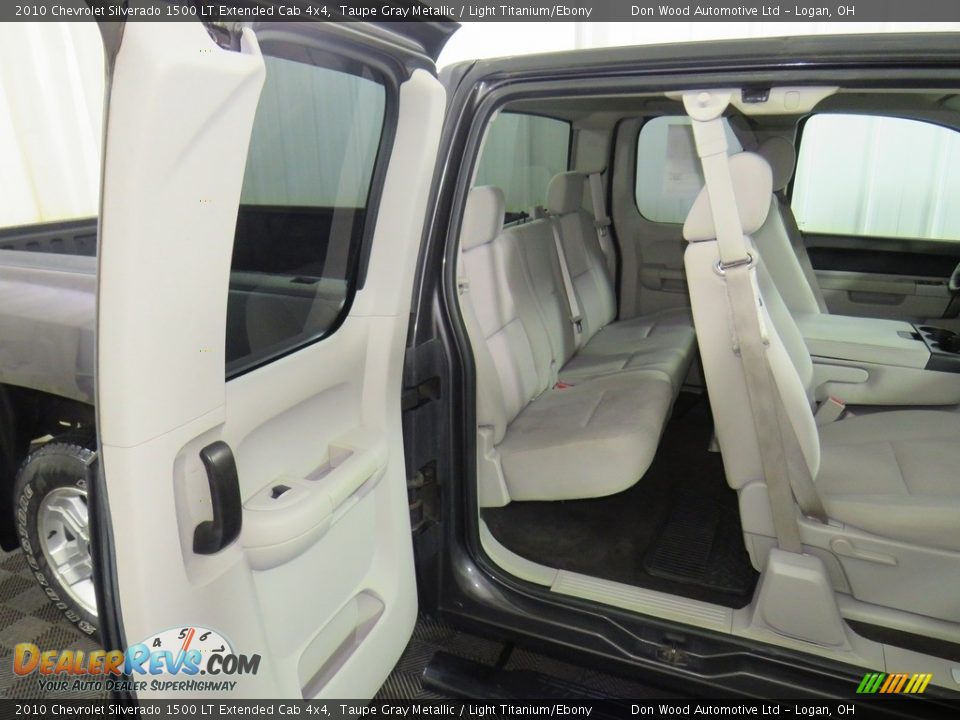 2010 Chevrolet Silverado 1500 LT Extended Cab 4x4 Taupe Gray Metallic / Light Titanium/Ebony Photo #25
