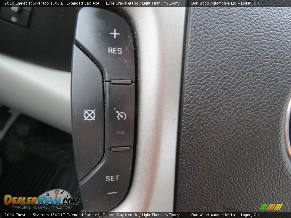 2010 Chevrolet Silverado 1500 LT Extended Cab 4x4 Taupe Gray Metallic / Light Titanium/Ebony Photo #31