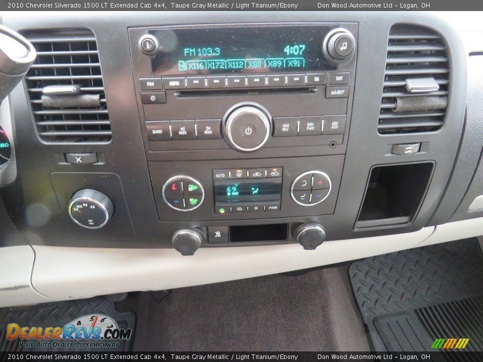 2010 Chevrolet Silverado 1500 LT Extended Cab 4x4 Taupe Gray Metallic / Light Titanium/Ebony Photo #33