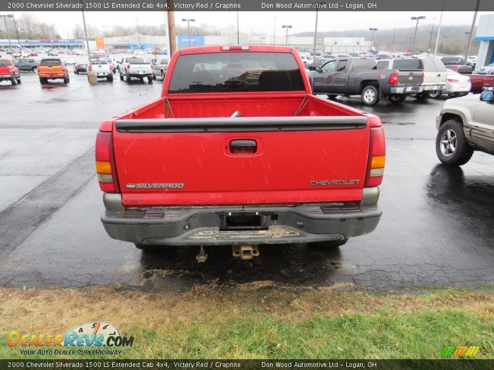 2000 Chevrolet Silverado 1500 LS Extended Cab 4x4 Victory Red / Graphite Photo #12