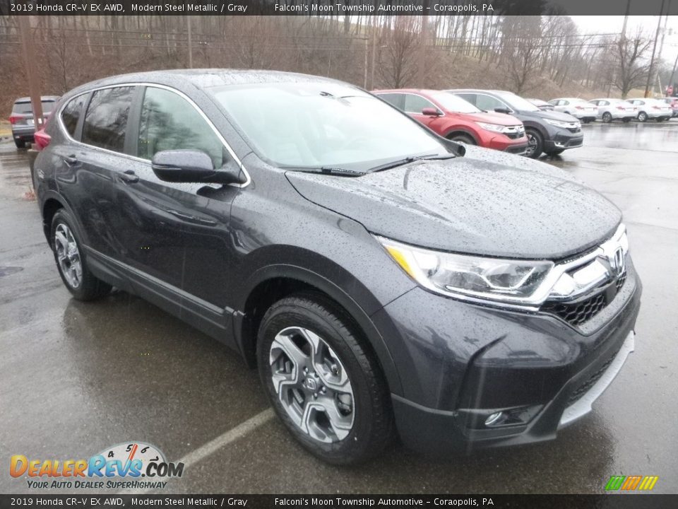 Front 3/4 View of 2019 Honda CR-V EX AWD Photo #6