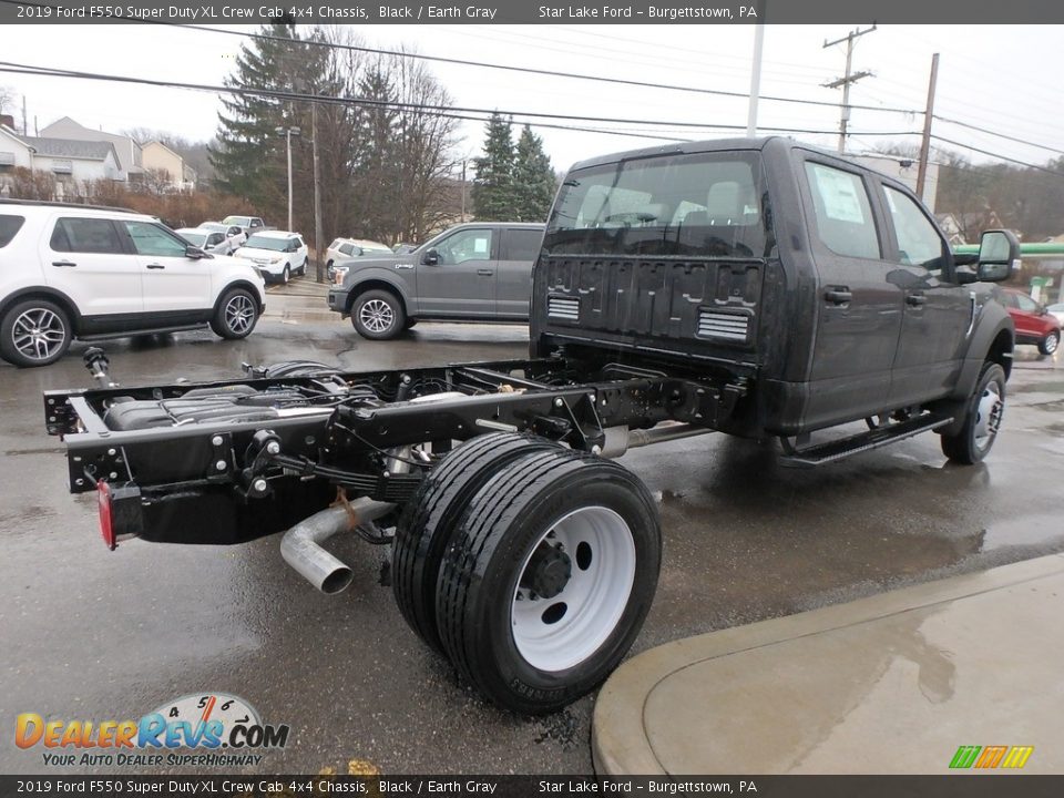 Undercarriage of 2019 Ford F550 Super Duty XL Crew Cab 4x4 Chassis Photo #5