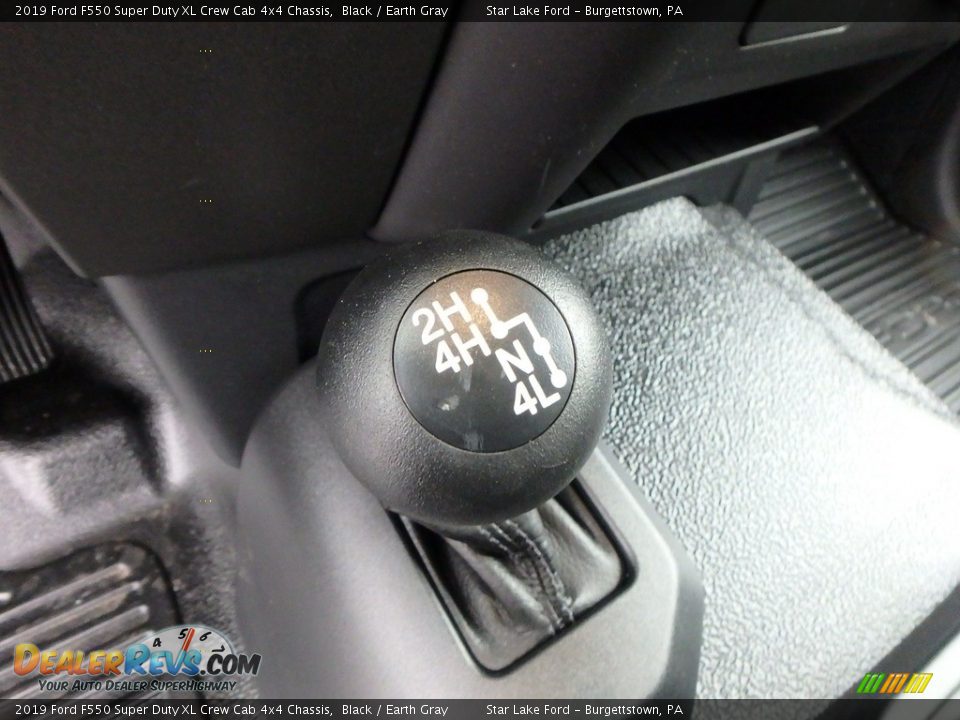 Controls of 2019 Ford F550 Super Duty XL Crew Cab 4x4 Chassis Photo #15