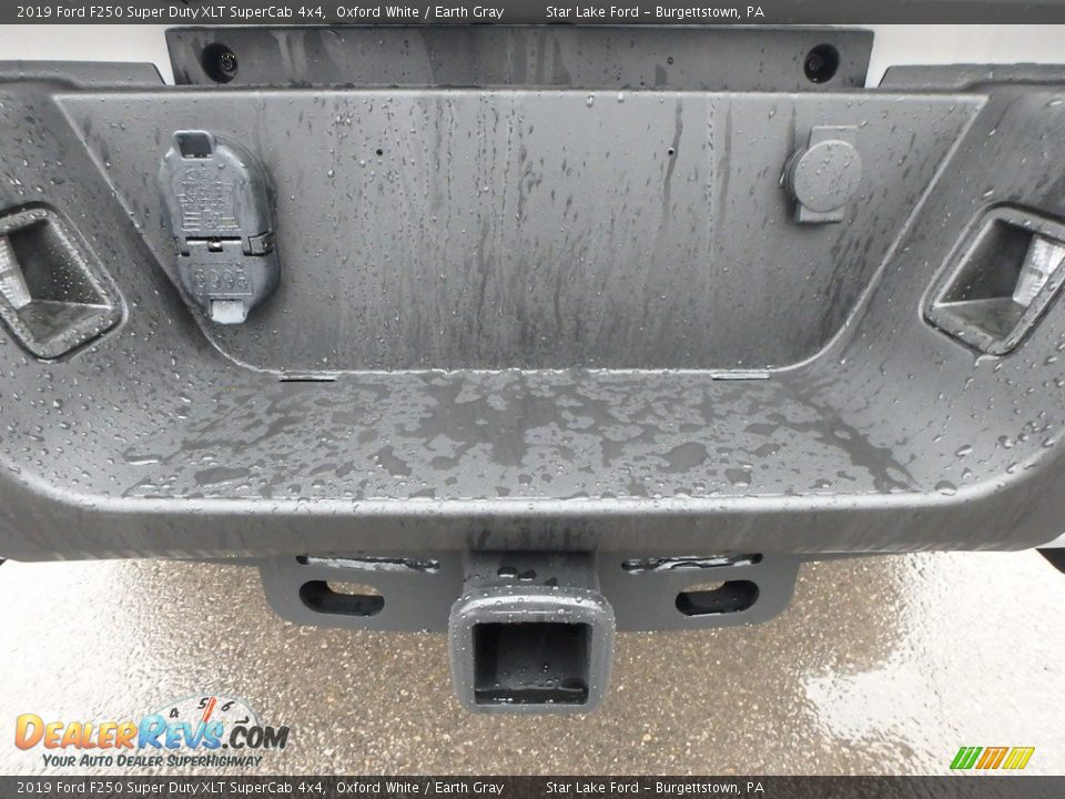 2019 Ford F250 Super Duty XLT SuperCab 4x4 Oxford White / Earth Gray Photo #7