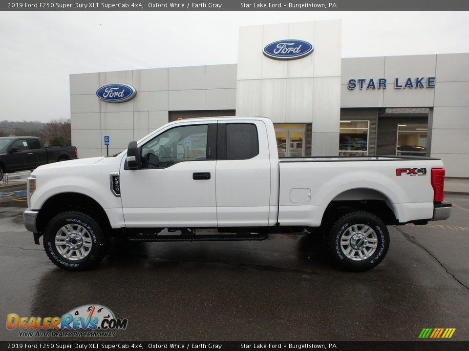 2019 Ford F250 Super Duty XLT SuperCab 4x4 Oxford White / Earth Gray Photo #9