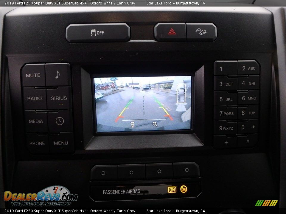 2019 Ford F250 Super Duty XLT SuperCab 4x4 Oxford White / Earth Gray Photo #20