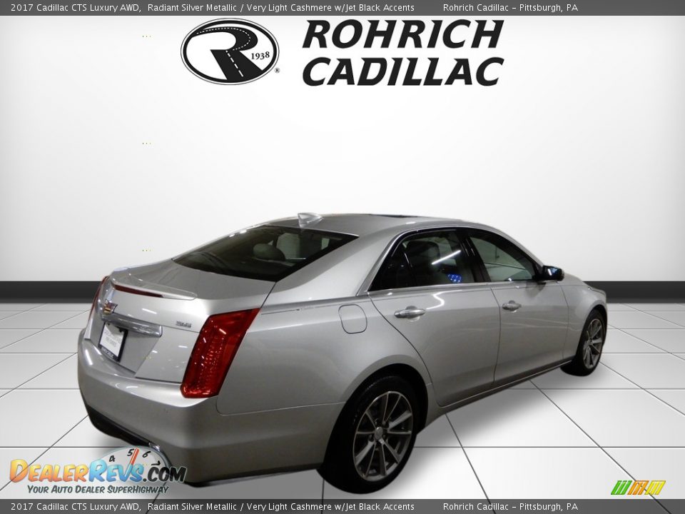 2017 Cadillac CTS Luxury AWD Radiant Silver Metallic / Very Light Cashmere w/Jet Black Accents Photo #5