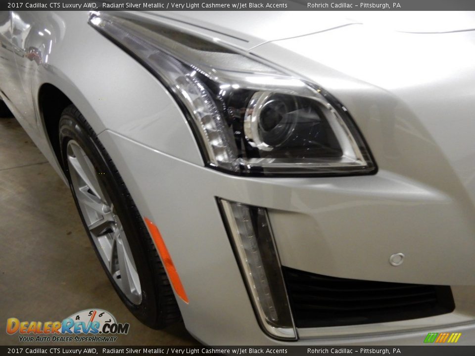 2017 Cadillac CTS Luxury AWD Radiant Silver Metallic / Very Light Cashmere w/Jet Black Accents Photo #10