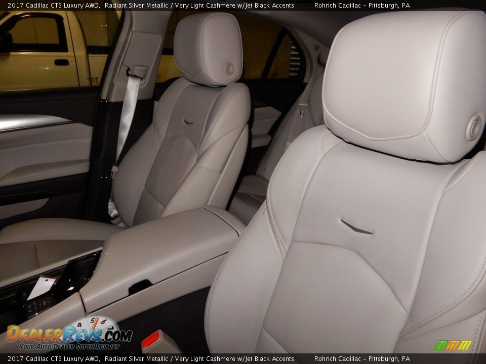 2017 Cadillac CTS Luxury AWD Radiant Silver Metallic / Very Light Cashmere w/Jet Black Accents Photo #17