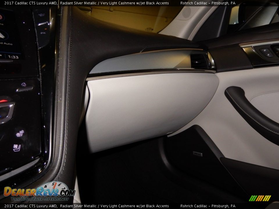 2017 Cadillac CTS Luxury AWD Radiant Silver Metallic / Very Light Cashmere w/Jet Black Accents Photo #21
