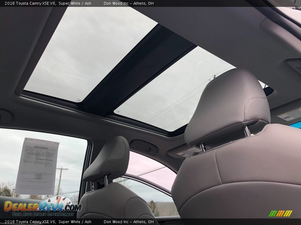 2018 Toyota Camry XSE V6 Super White / Ash Photo #3