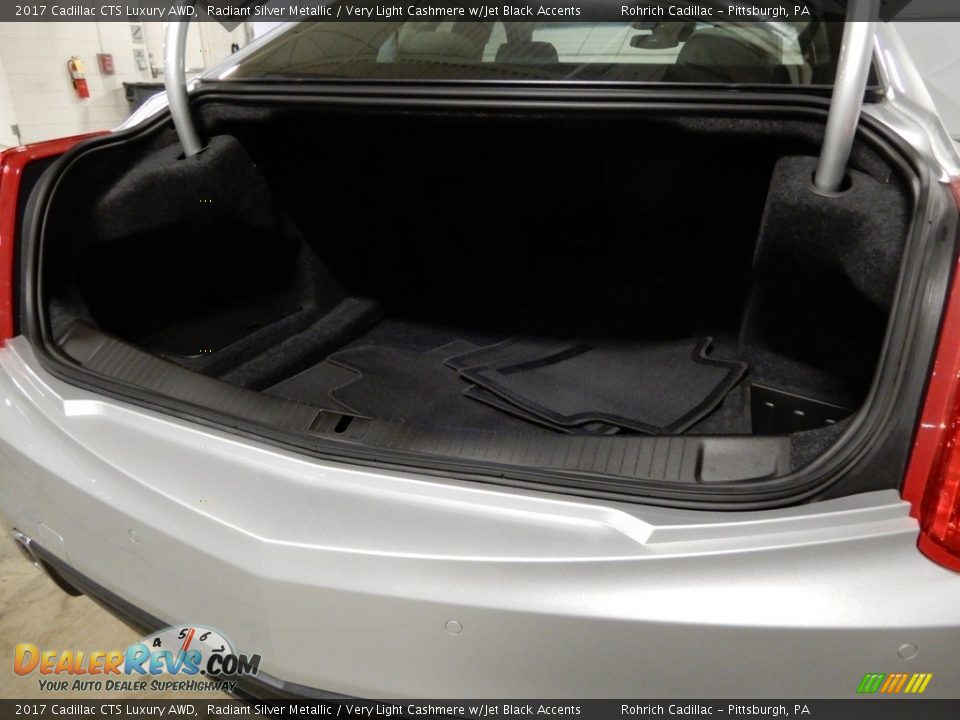 2017 Cadillac CTS Luxury AWD Radiant Silver Metallic / Very Light Cashmere w/Jet Black Accents Photo #22