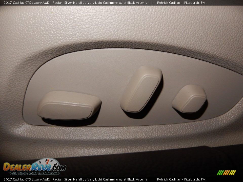 2017 Cadillac CTS Luxury AWD Radiant Silver Metallic / Very Light Cashmere w/Jet Black Accents Photo #23