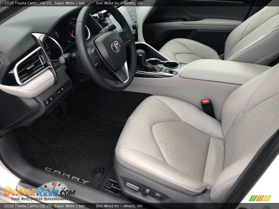 2018 Toyota Camry XSE V6 Super White / Ash Photo #12