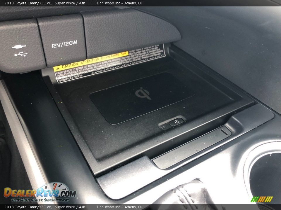 2018 Toyota Camry XSE V6 Super White / Ash Photo #27