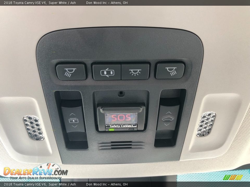 2018 Toyota Camry XSE V6 Super White / Ash Photo #28