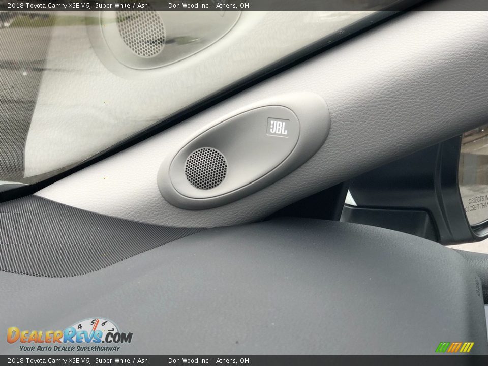 2018 Toyota Camry XSE V6 Super White / Ash Photo #34