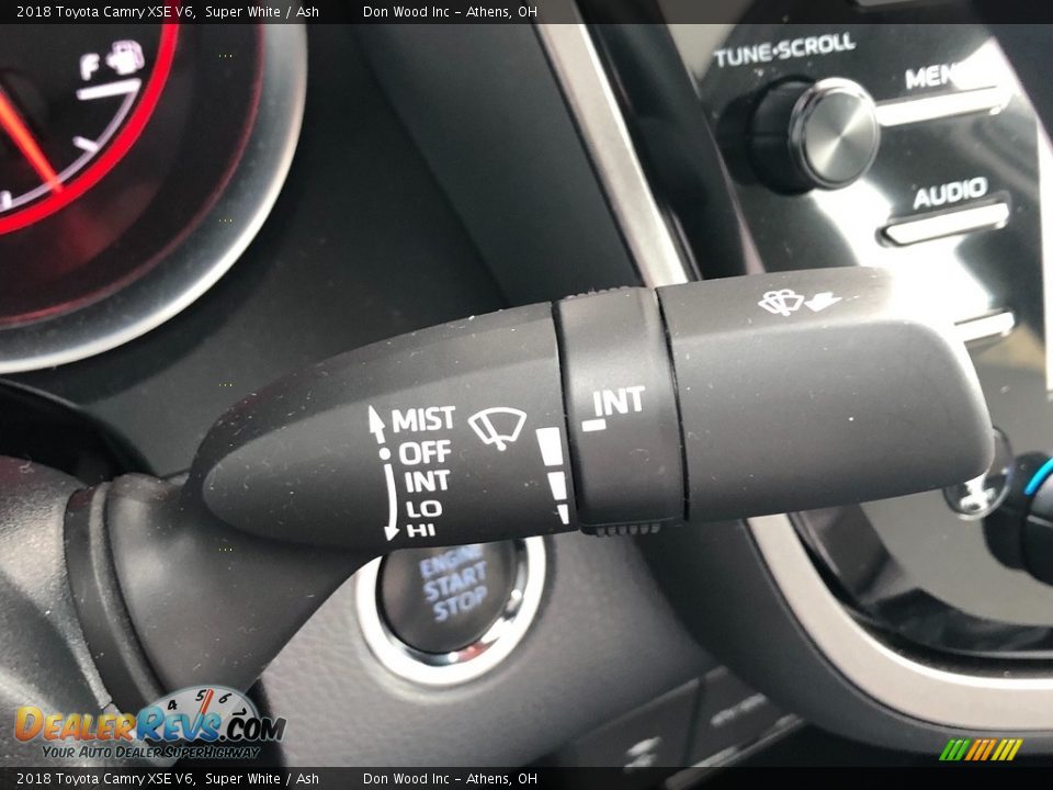 2018 Toyota Camry XSE V6 Super White / Ash Photo #36