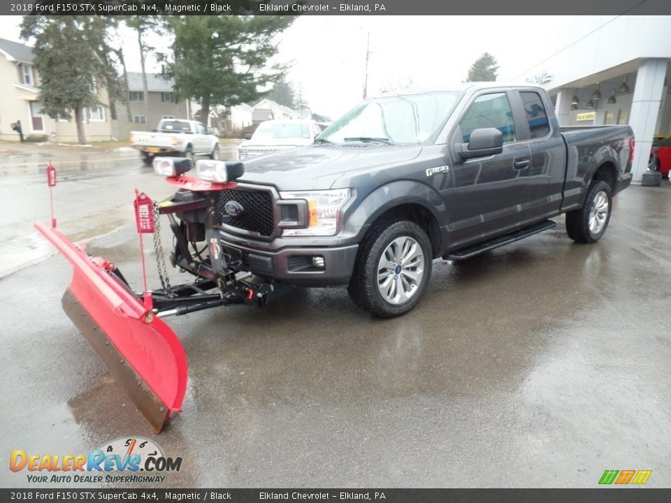 2018 Ford F150 STX SuperCab 4x4 Magnetic / Black Photo #1