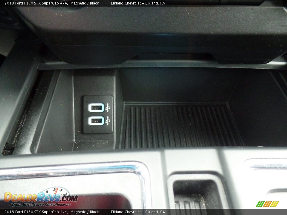 2018 Ford F150 STX SuperCab 4x4 Magnetic / Black Photo #35