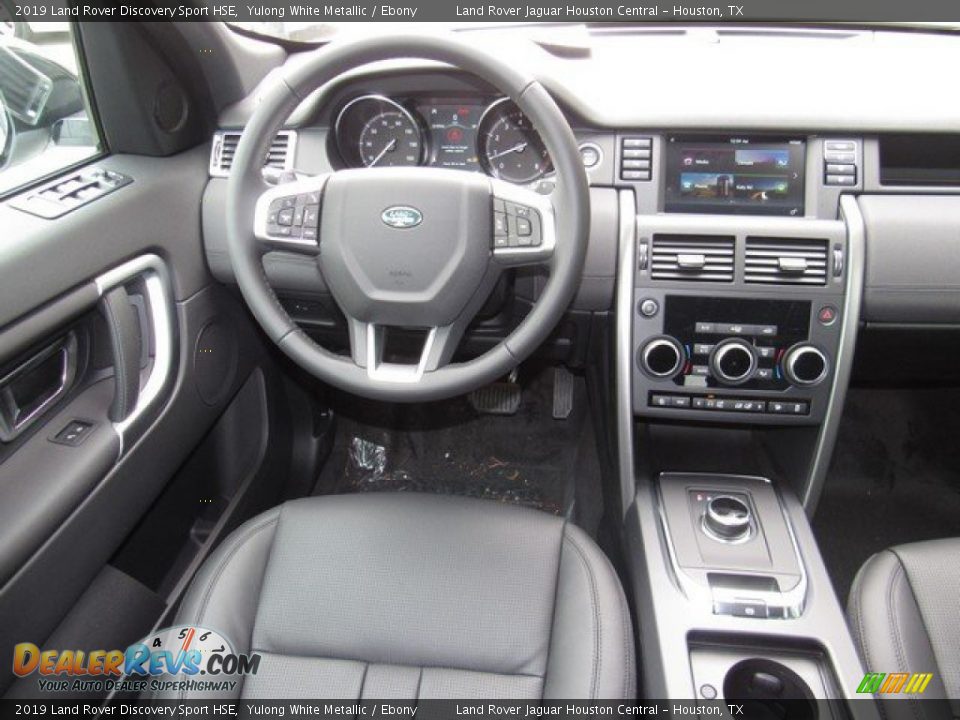 Dashboard of 2019 Land Rover Discovery Sport HSE Photo #14