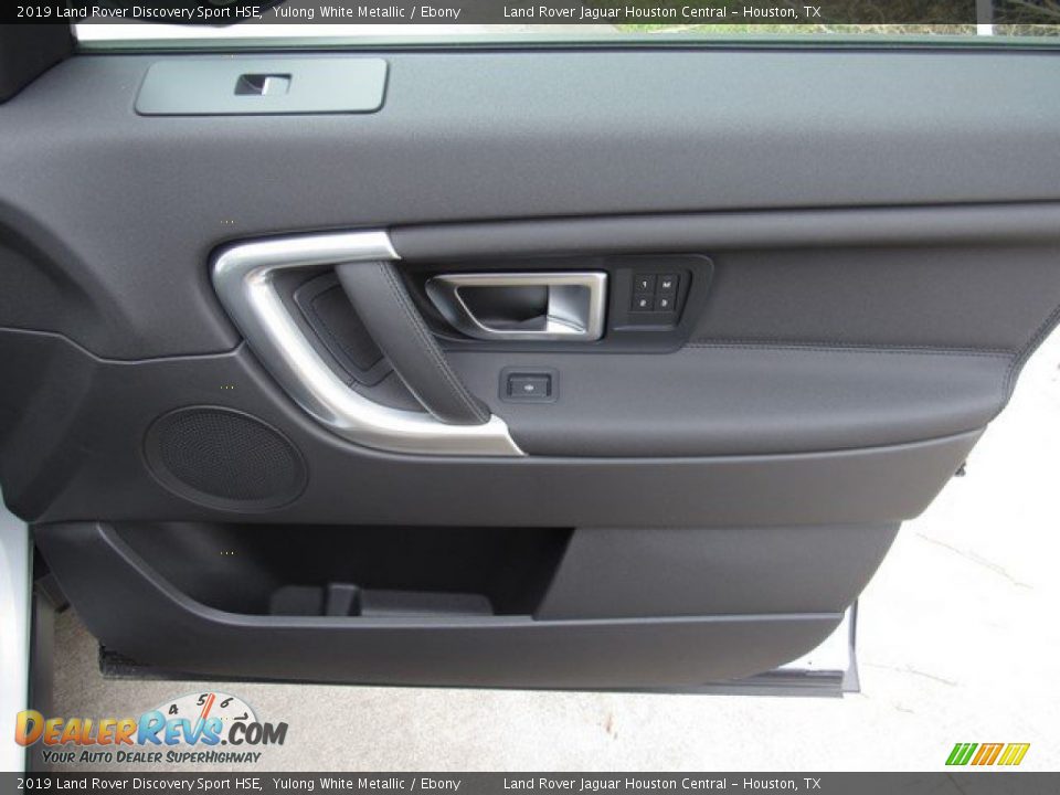 Door Panel of 2019 Land Rover Discovery Sport HSE Photo #20