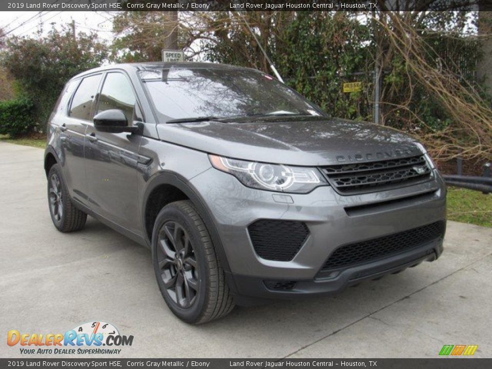 Front 3/4 View of 2019 Land Rover Discovery Sport HSE Photo #2
