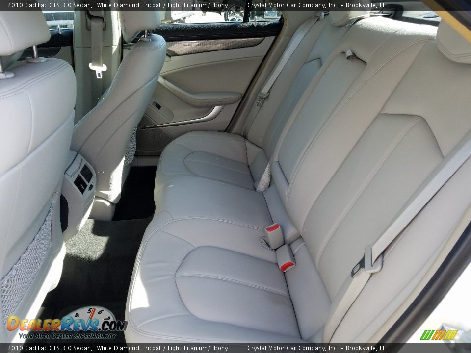 2010 Cadillac CTS 3.0 Sedan White Diamond Tricoat / Light Titanium/Ebony Photo #10