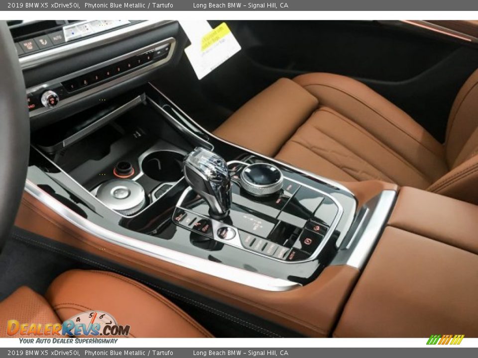 2019 BMW X5 xDrive50i Shifter Photo #7